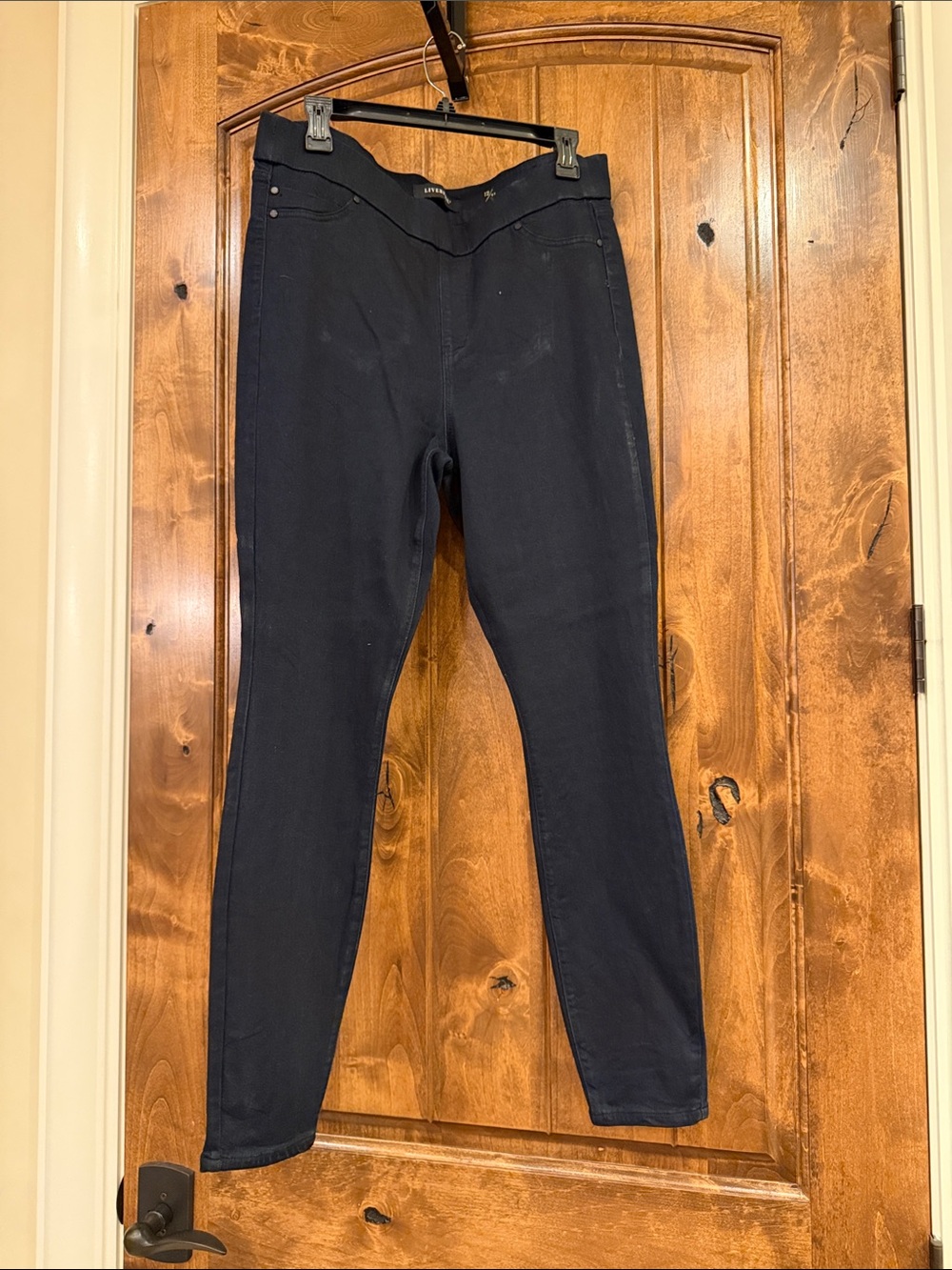 Women’s Black Skinny jeans